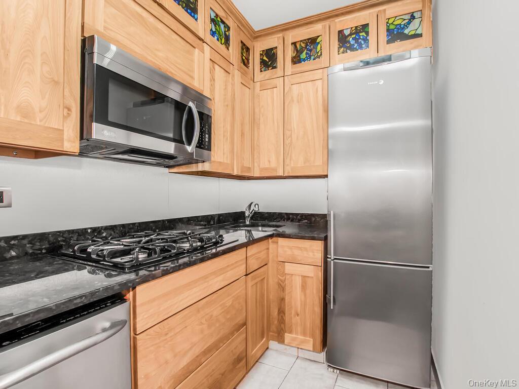 #4 photo, 330 E 49th Street, मैनहटन New York (Manhattan) , NY 10017