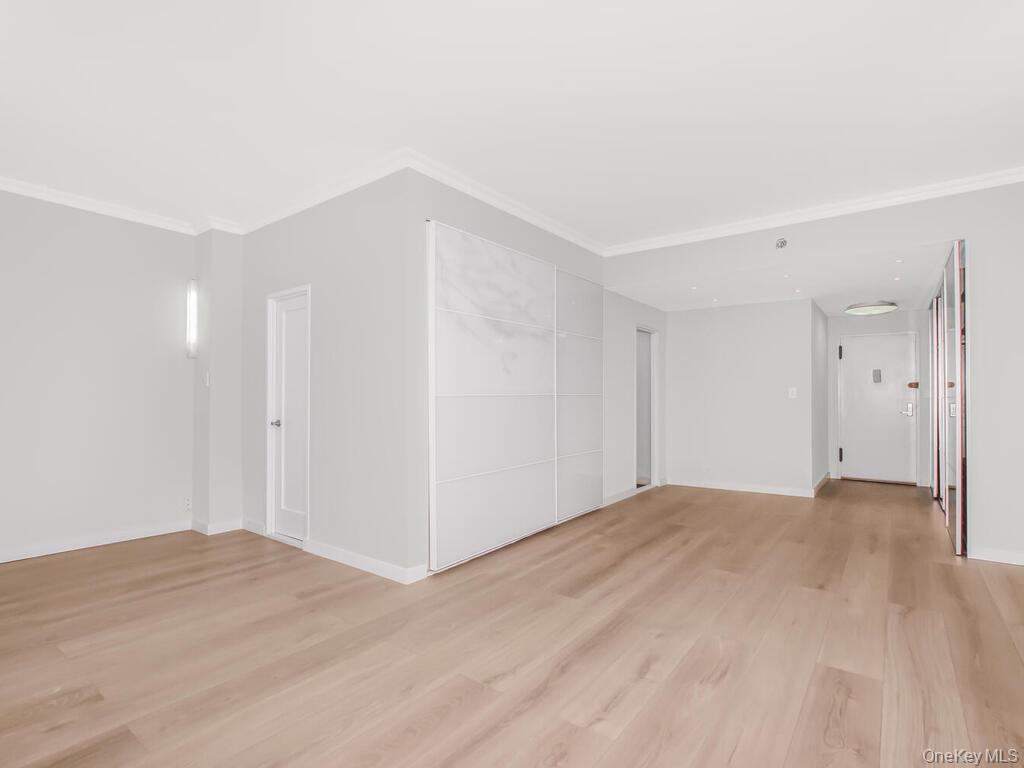 #5 photo, 330 E 49th Street, मैनहटन New York (Manhattan) , NY 10017