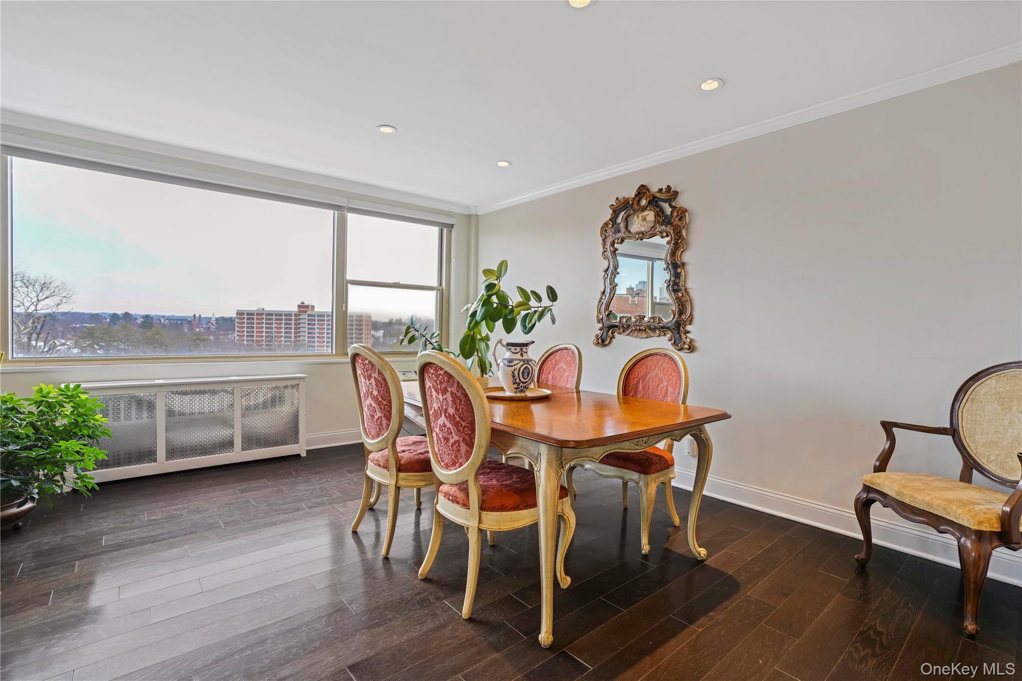 #9 photo, 12 Old Mamaroneck Avenue, White Plains , NY 10605