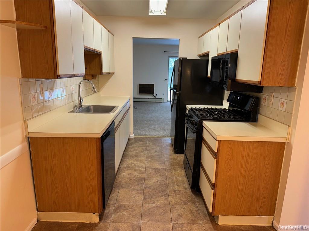 #2 photo, 100 HILLSIDE Drive, Middletown , NY 10941