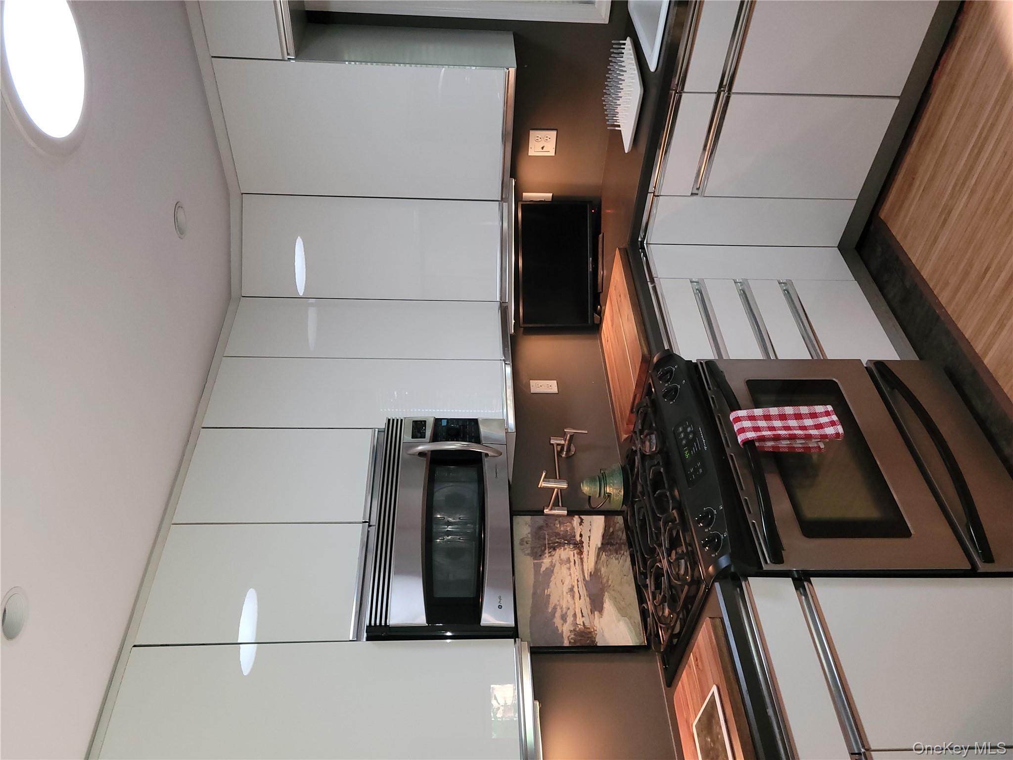 #12 photo, 1406 Route 82, Hopewell Junction , NY 12533