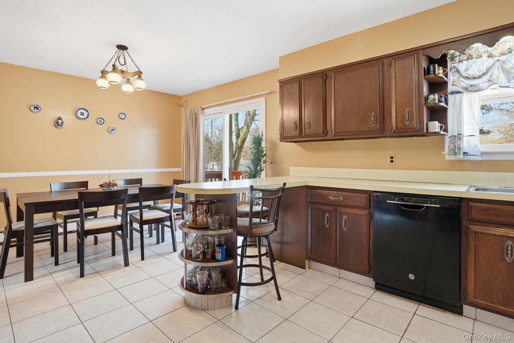 #15 photo, 12 North Street, Montrose , NY 10548