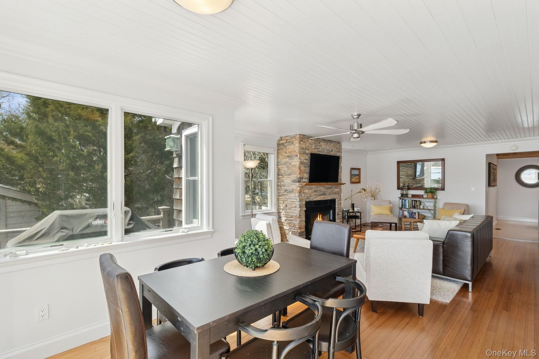 #14 photo, 80 Towd Point Road, מחוז סאפוק Southampton , NY 11968