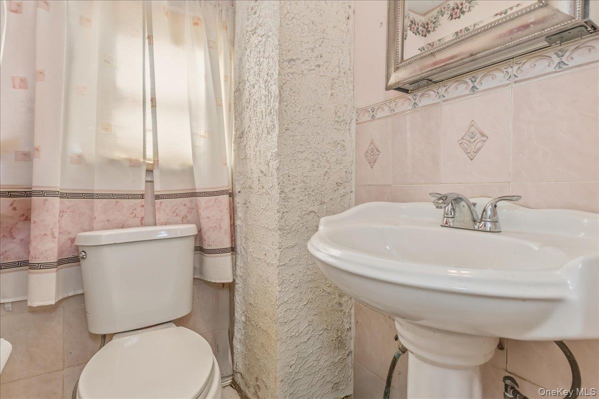 #17 photo, 12 Stone Boulevard, Massapequa , NY 11758