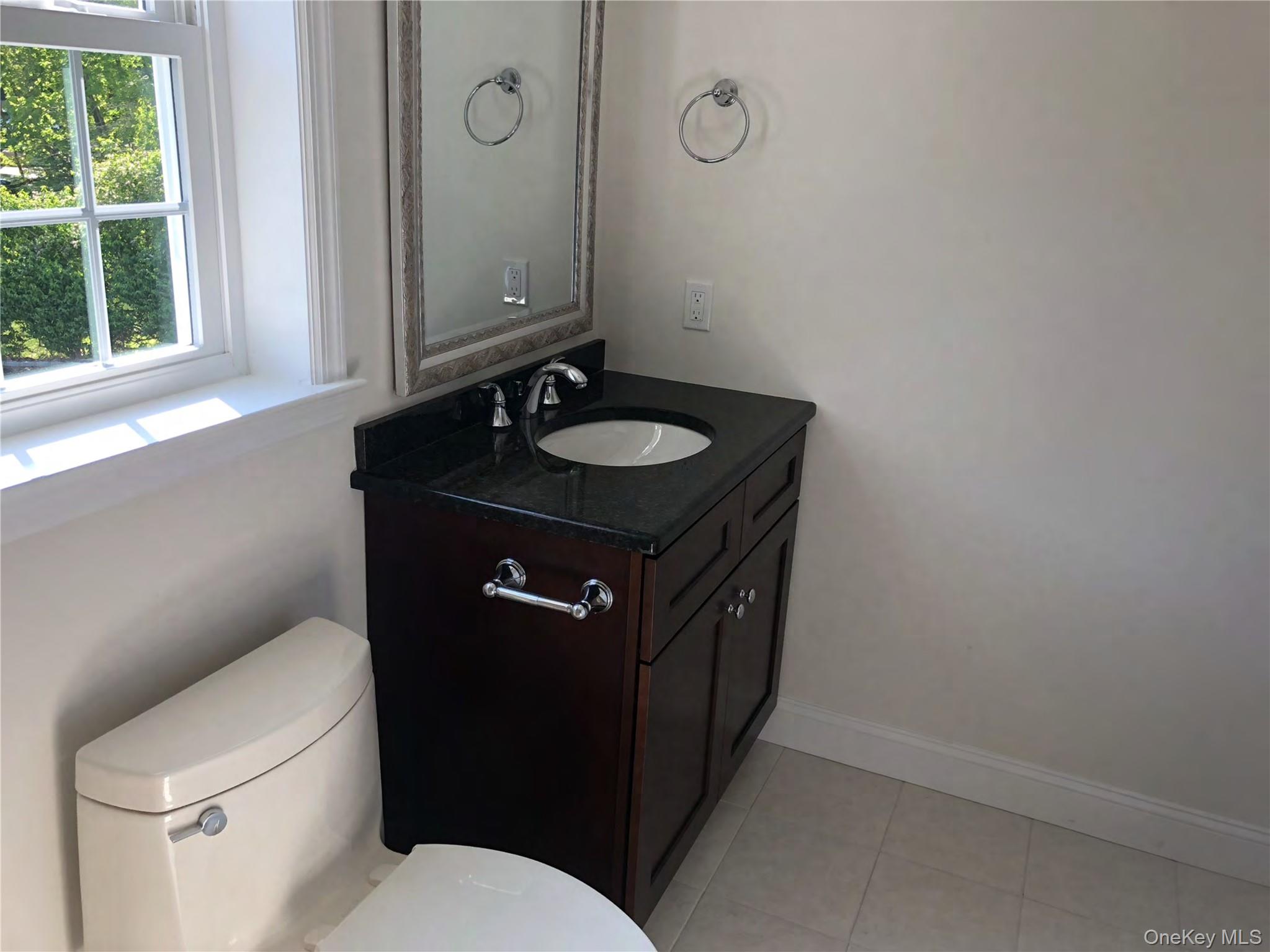 #10 photo, 105 Liberty Avenue, 롱 아일랜드 Port Jefferson , NY 11777