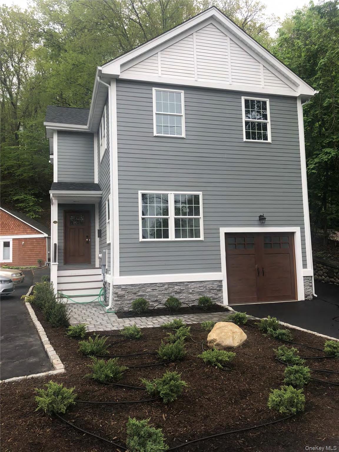 #4 photo, 105 Liberty Avenue, 롱 아일랜드 Port Jefferson , NY 11777