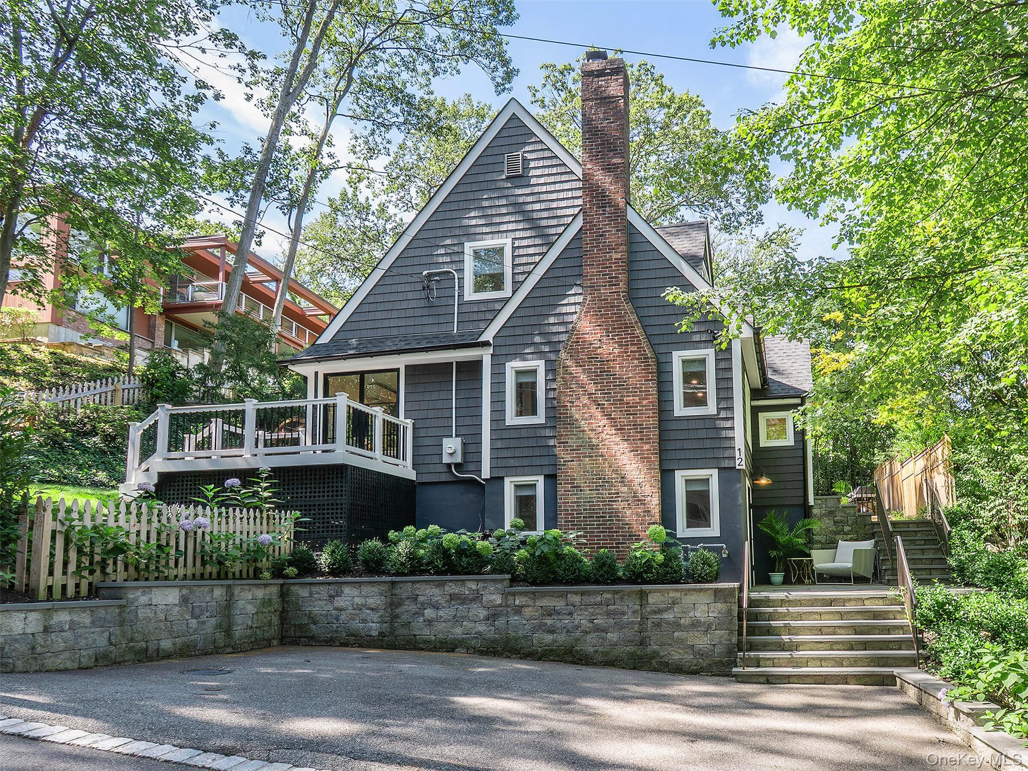 #1 photo, 12 Winding Way, 長島 Sea Cliff , NY 11579