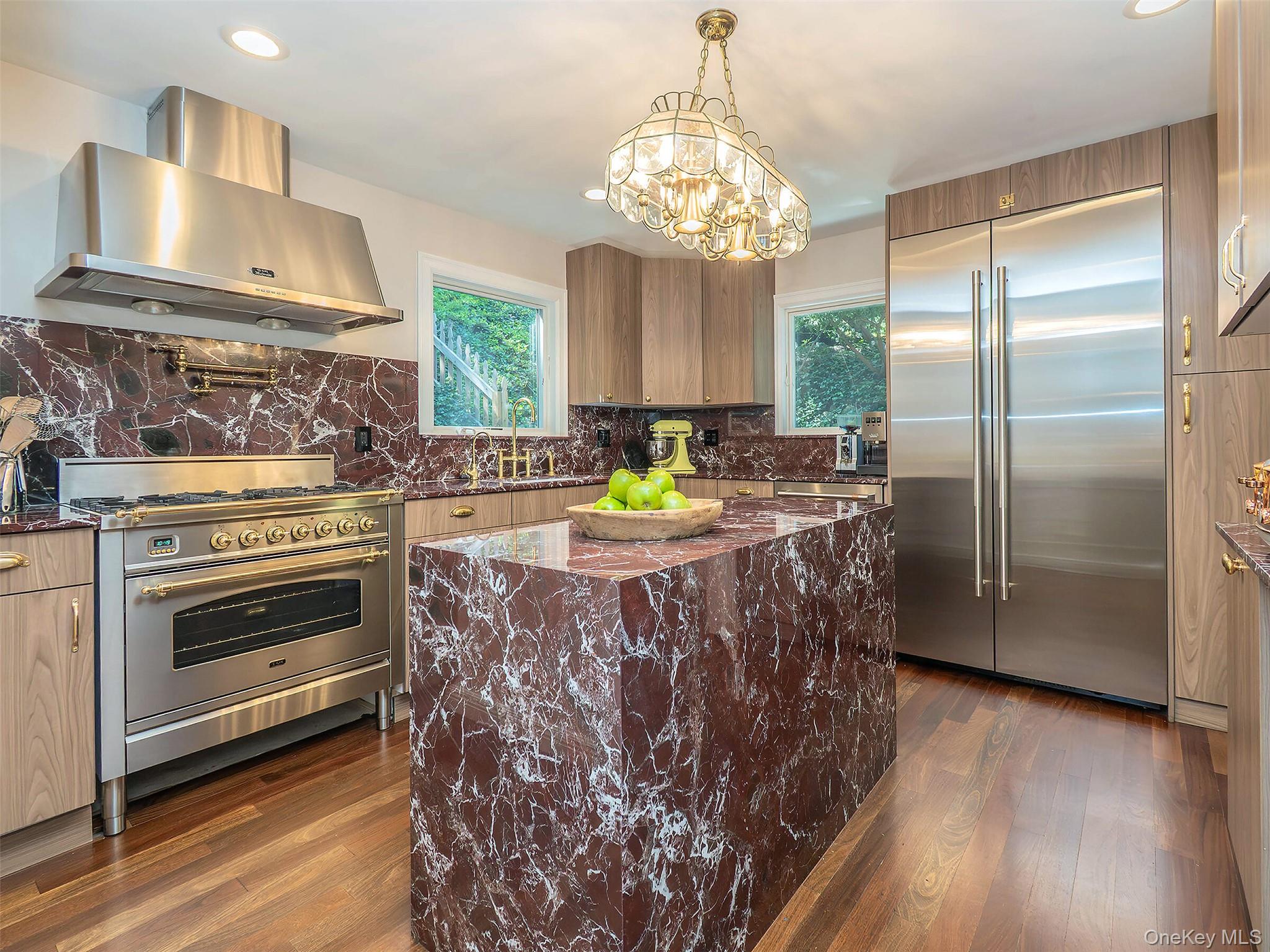 #10 photo, 12 Winding Way, 長島 Sea Cliff , NY 11579