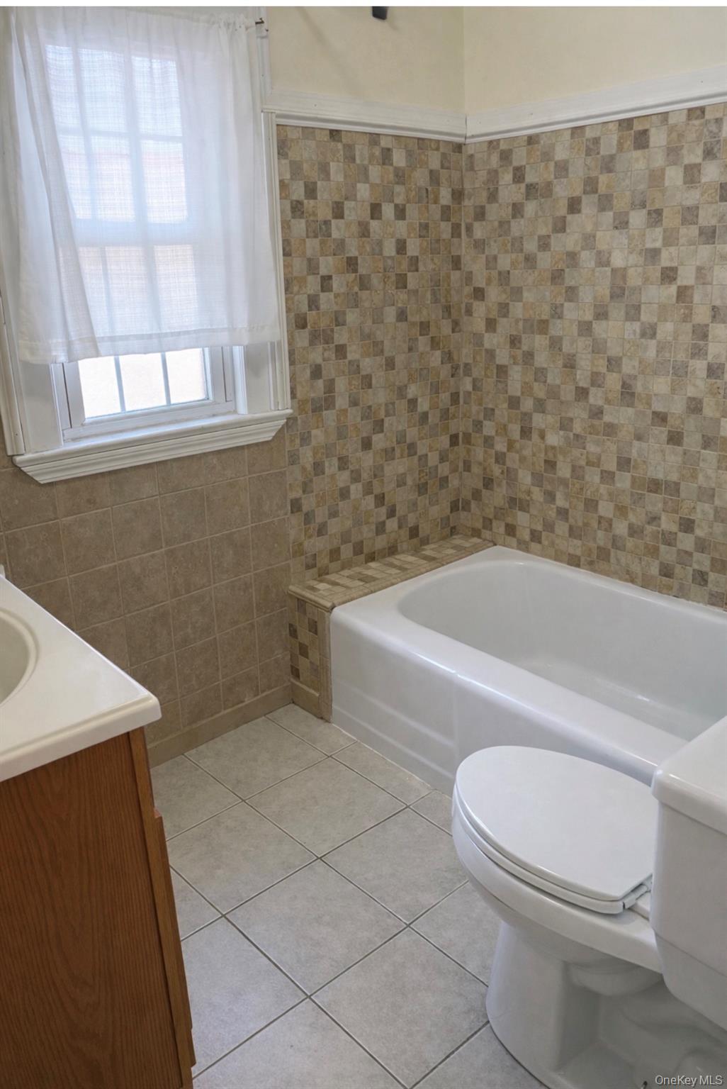 #16 photo, Lindenhurst, 东长岛 Lindenhurst , NY 11757