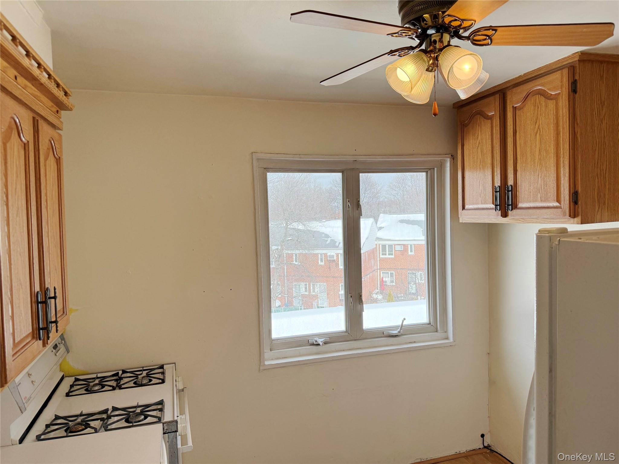 #6 photo, 13-16 212th Street, Bayside , NY 11360