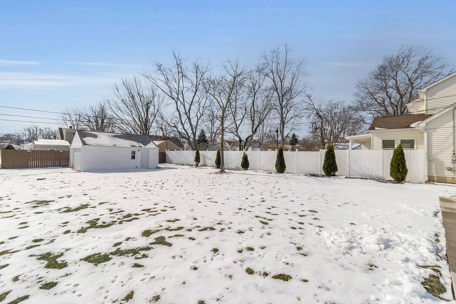 #13 photo, 177 McConkey Dr, Buffalo , NY 14223