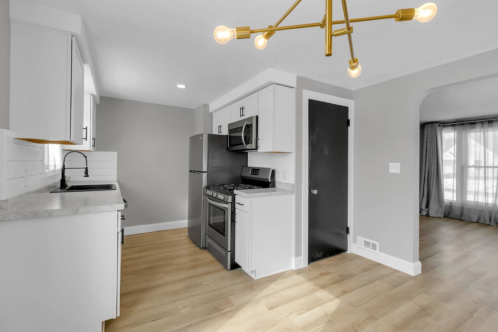 #15 photo, 177 McConkey Dr, Buffalo , NY 14223