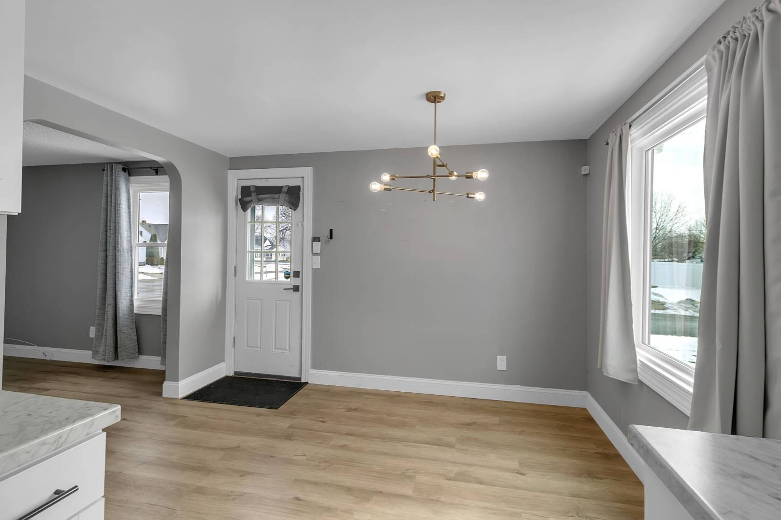 #21 photo, 177 McConkey Dr, Buffalo , NY 14223