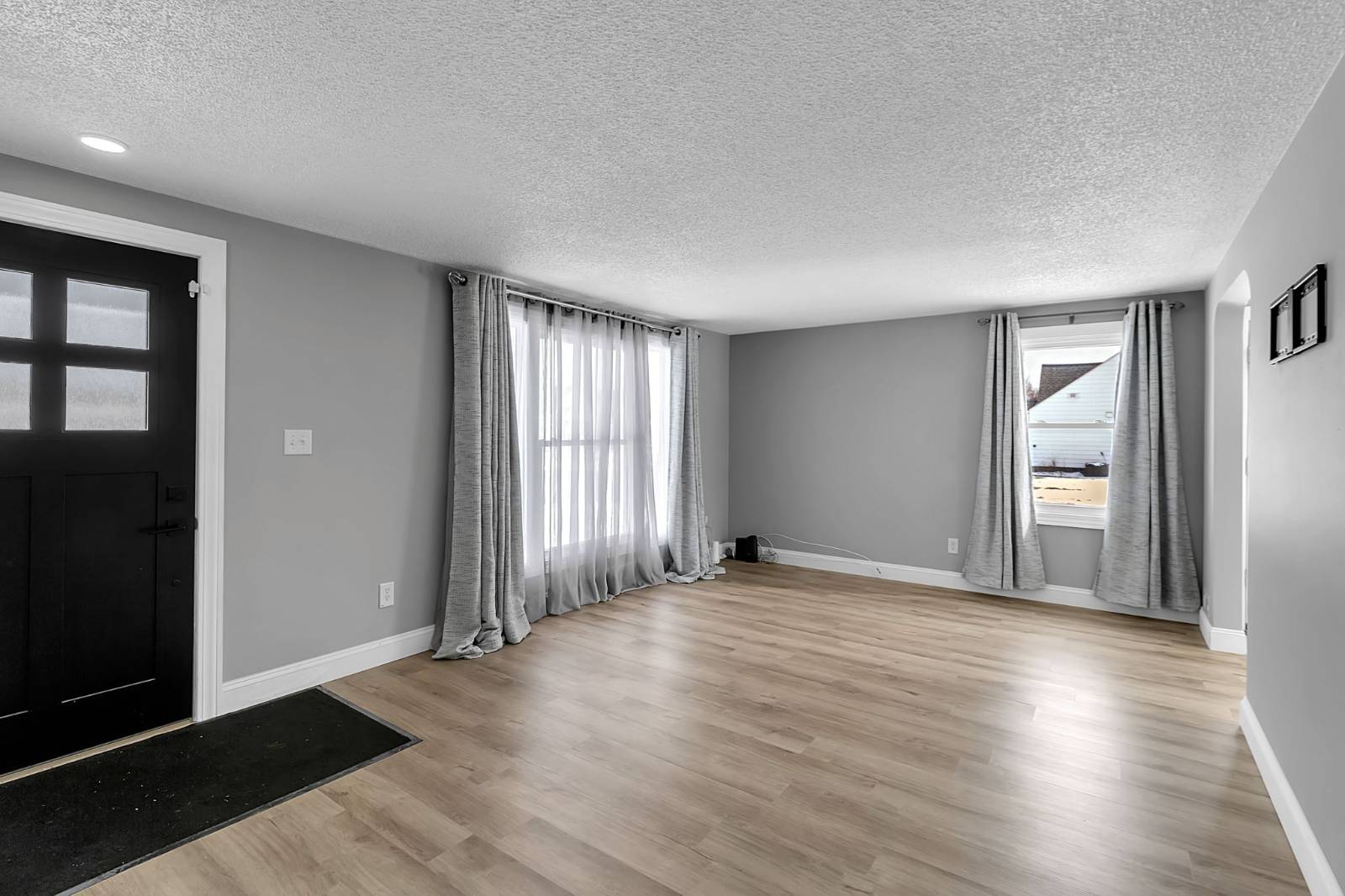 #22 photo, 177 McConkey Dr, Buffalo , NY 14223