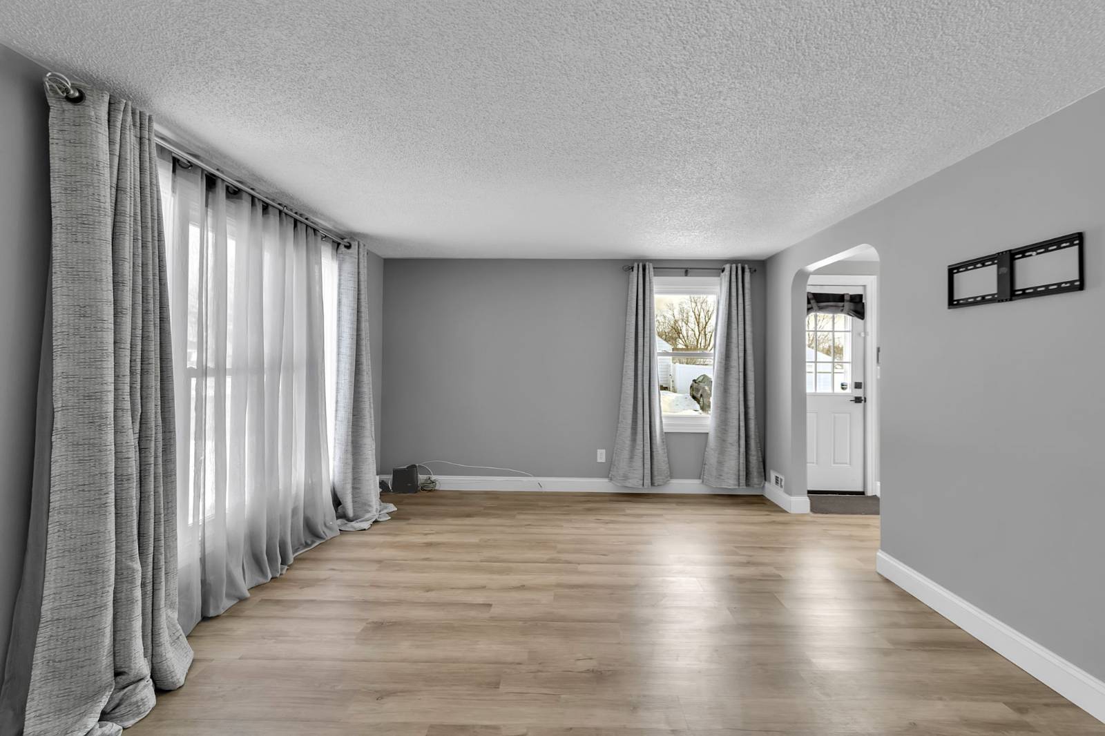 #25 photo, 177 McConkey Dr, Buffalo , NY 14223