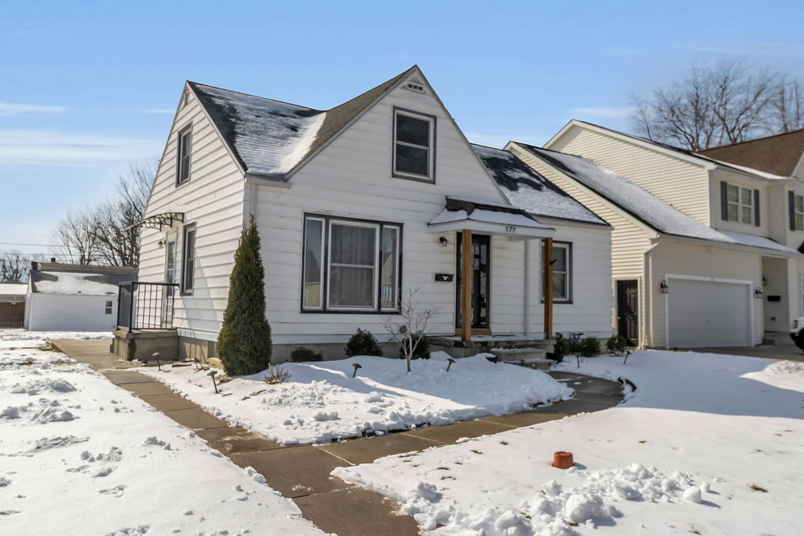 #3 photo, 177 McConkey Dr, Buffalo , NY 14223