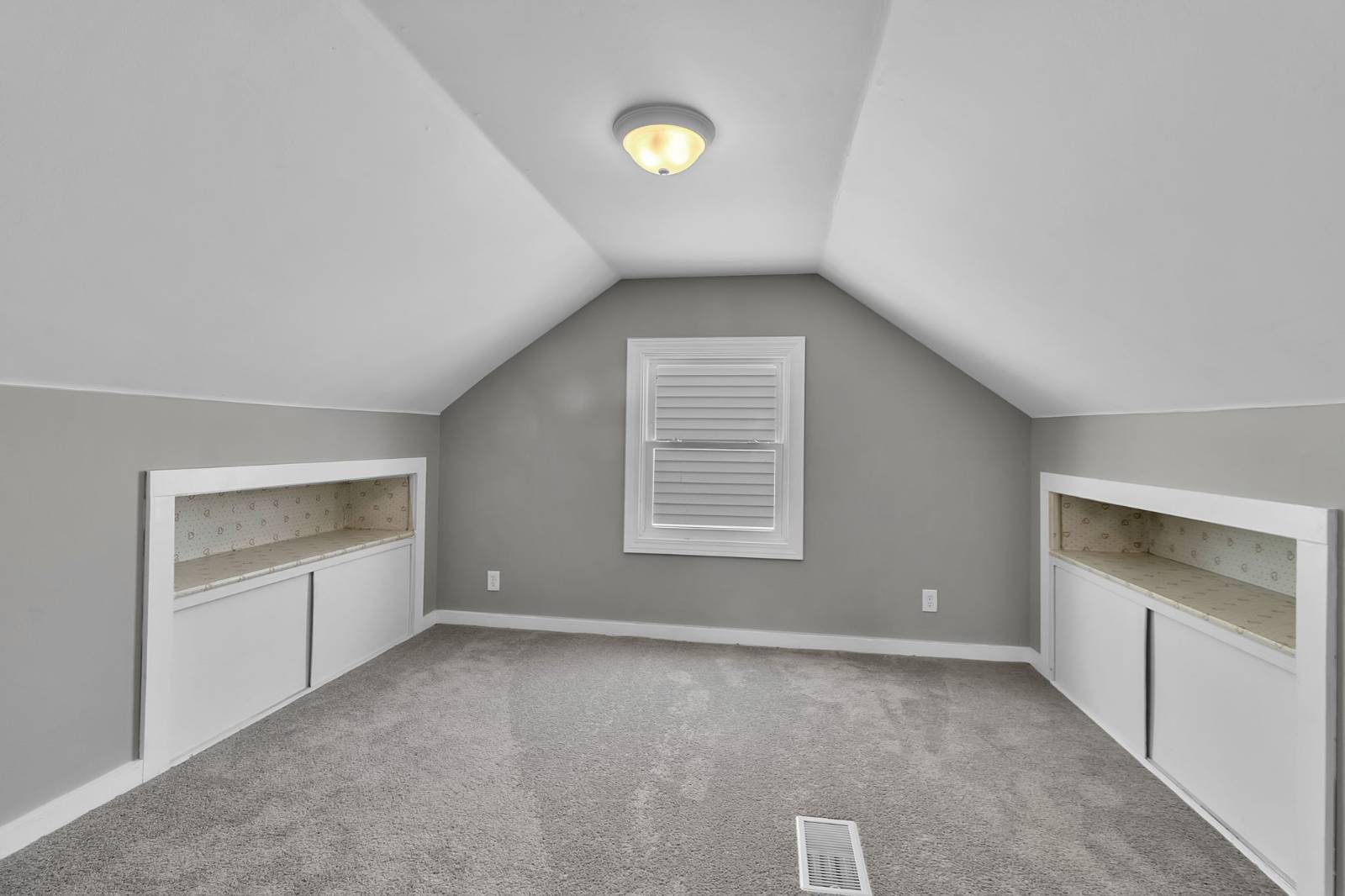 #31 photo, 177 McConkey Dr, Buffalo , NY 14223