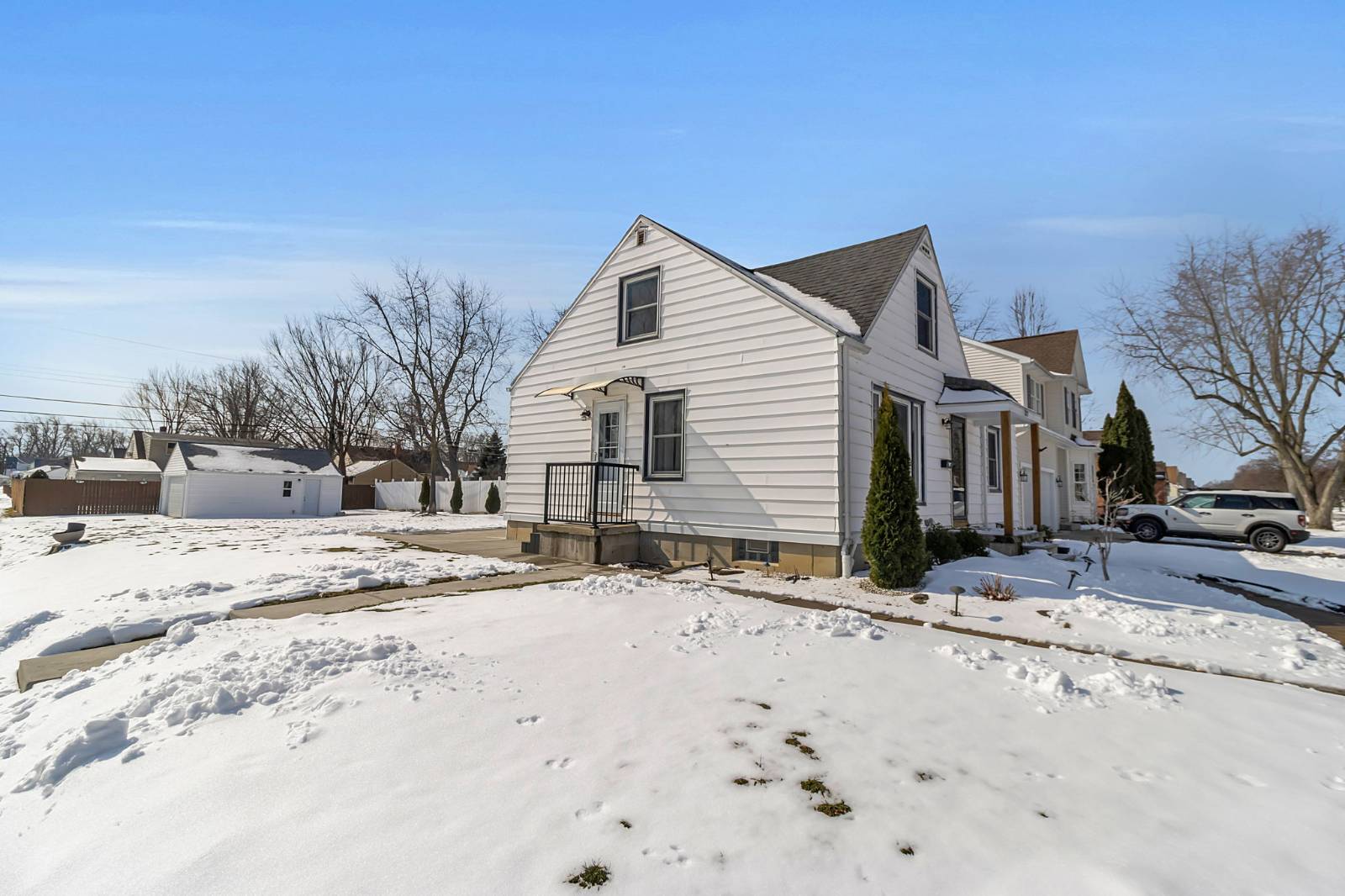 #5 photo, 177 McConkey Dr, Buffalo , NY 14223