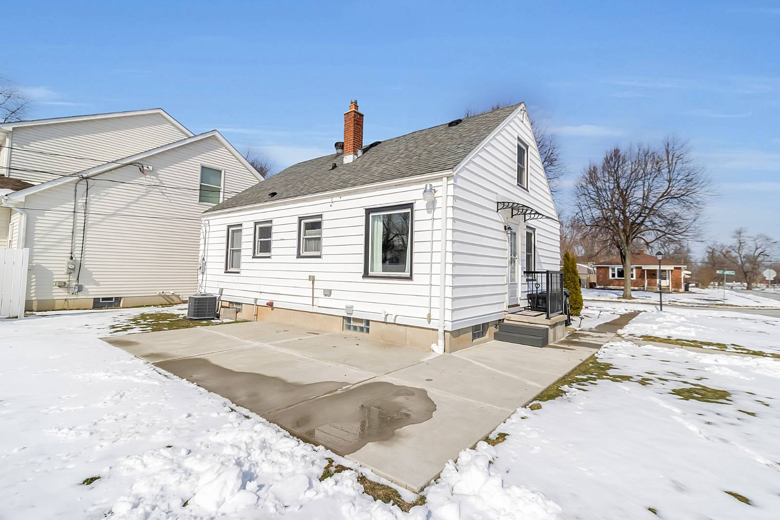 #6 photo, 177 McConkey Dr, Buffalo , NY 14223