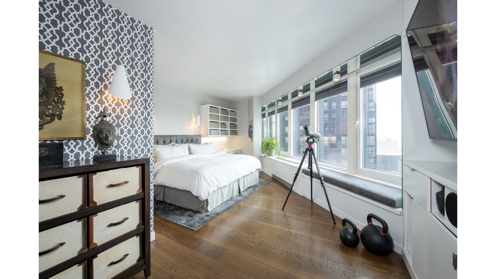 #7 photo, 150 W 56TH Street, Midtown , NY 10019