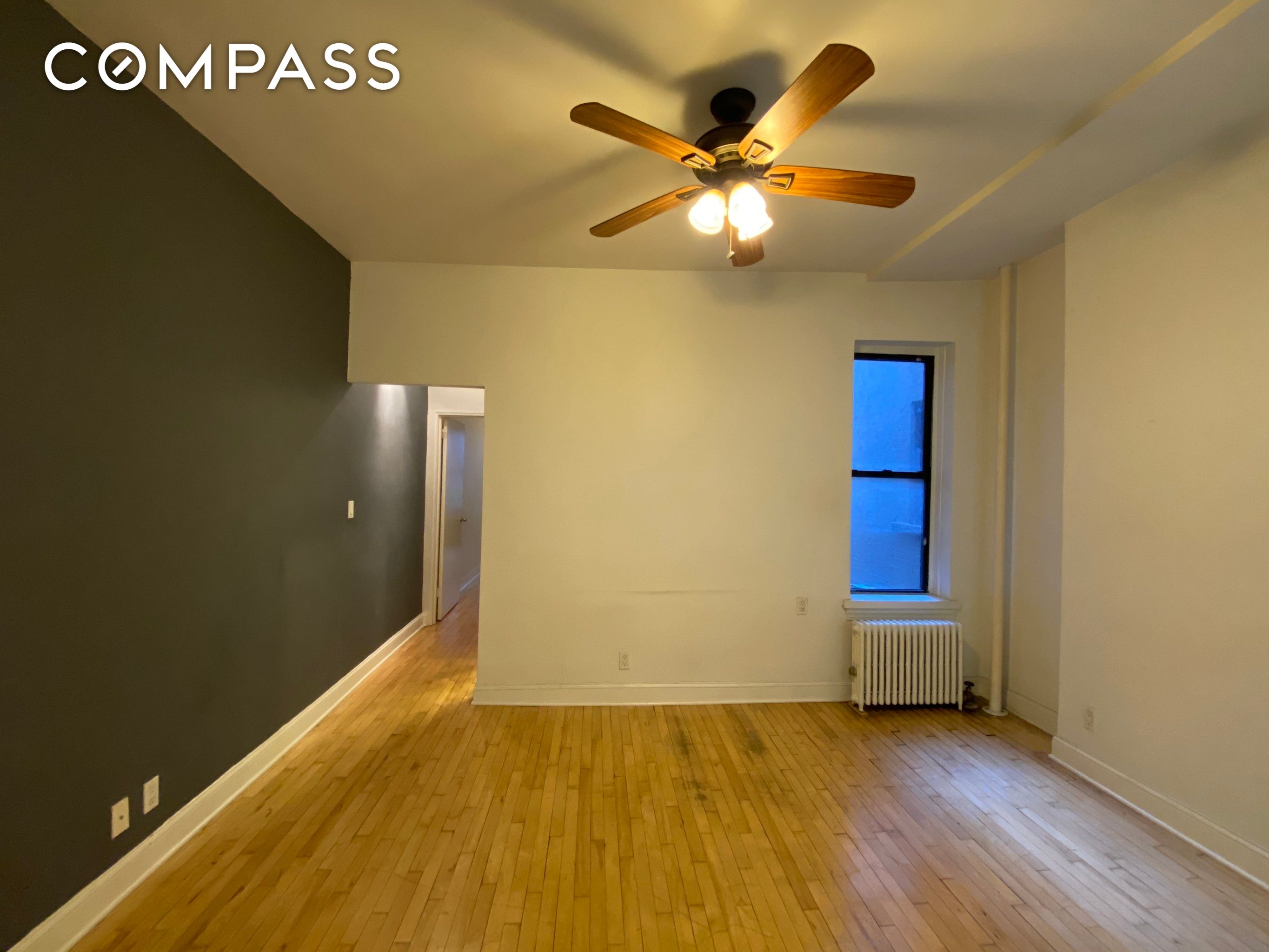 #1 photo, New York City, Hell's Kitchen , NY 10019