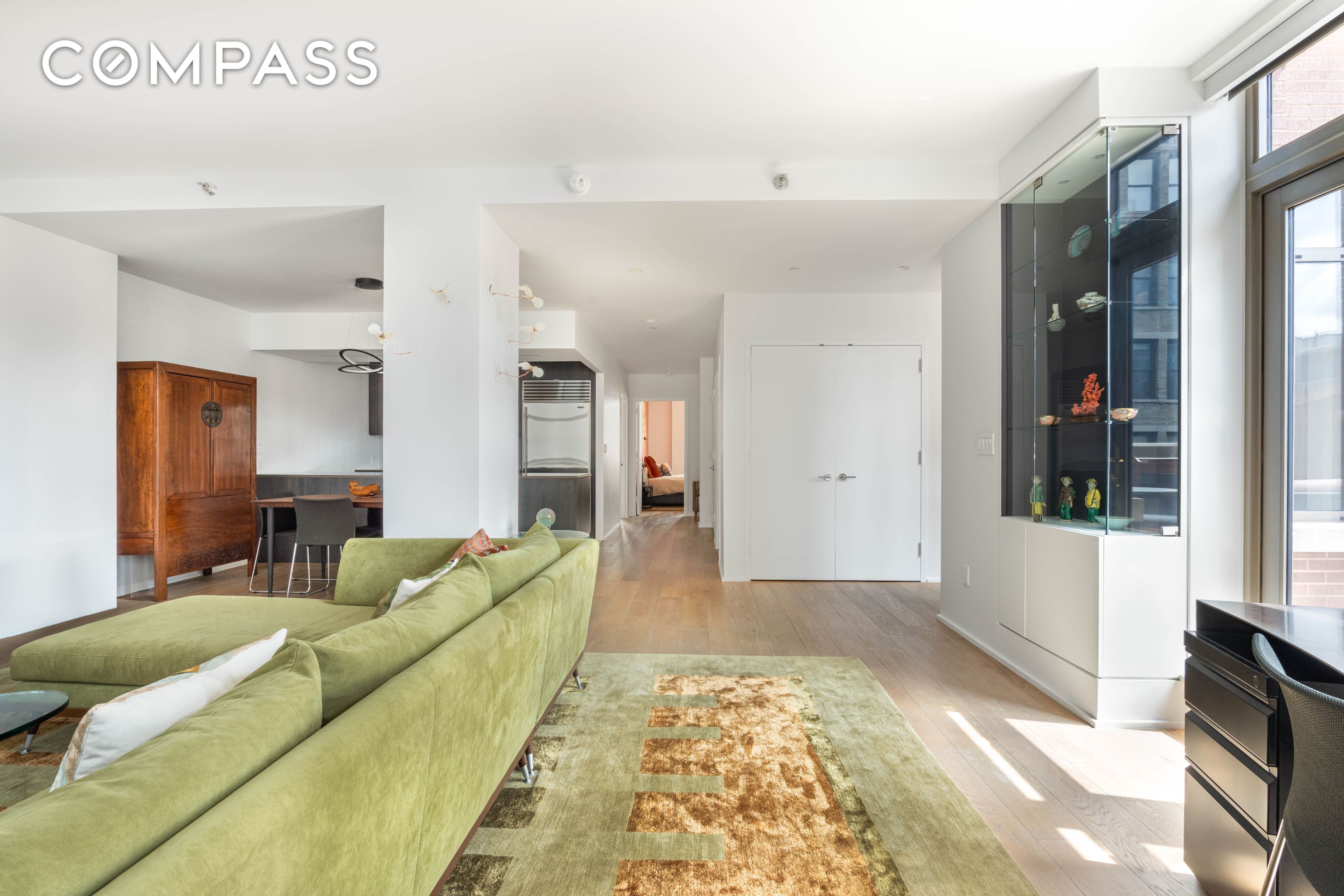 #8 photo, 125 W 22nd Street, Chelsea , NY 10011