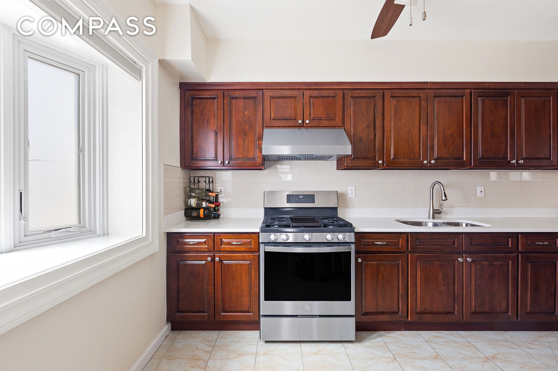 #5 photo, 1140 78th Street, הברונקס Dyker Heights , NY 11228