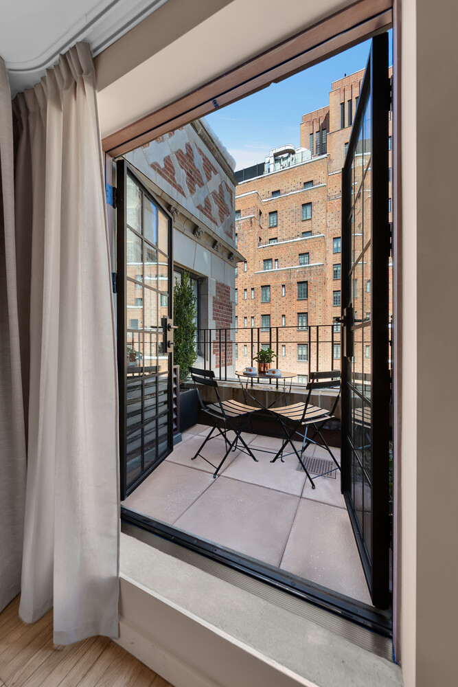 #7 photo, 304 E 41ST Street, मैनहटन Murray Hill , NY 10017