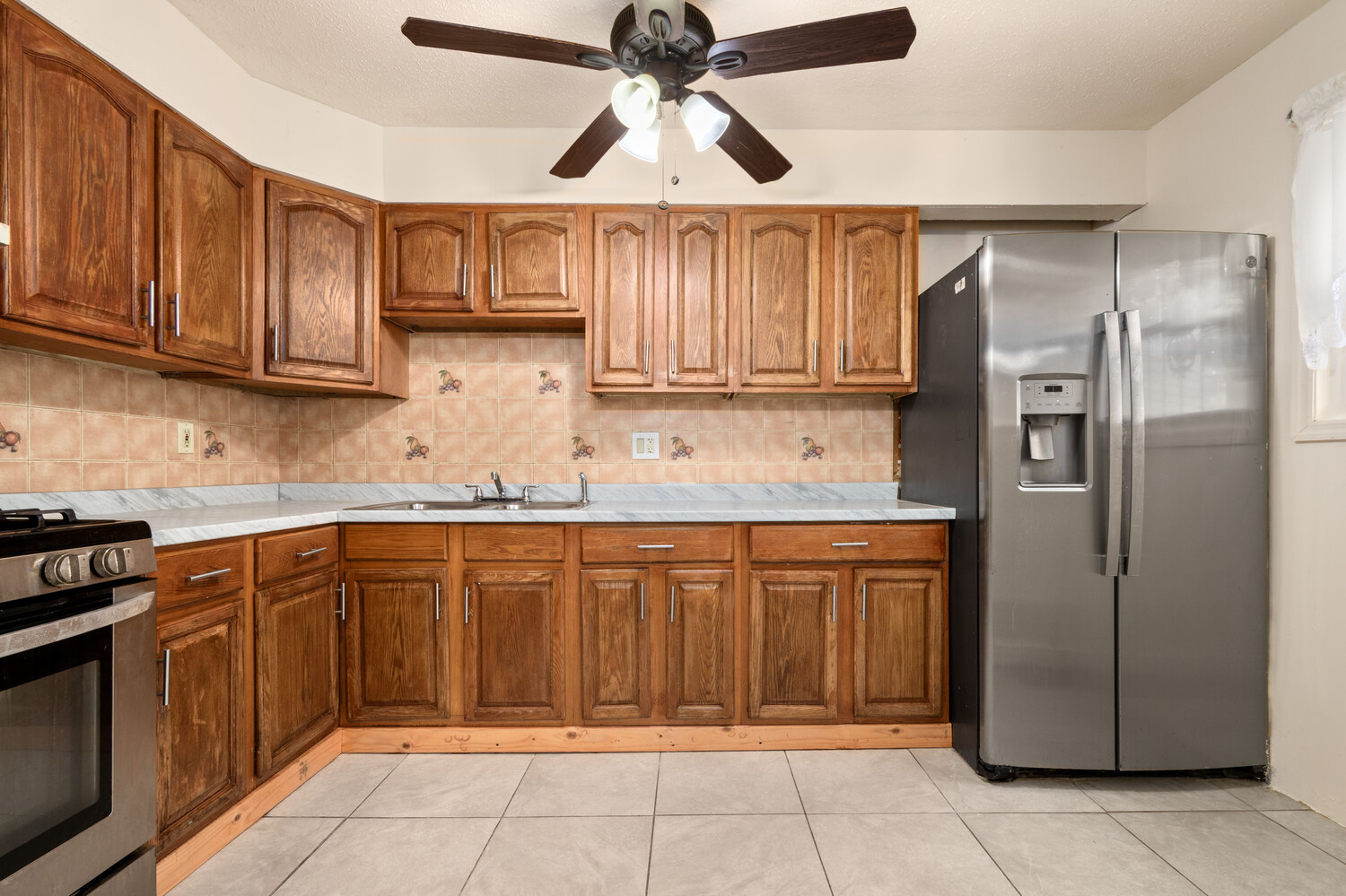 #5 photo, 79 AMBOY Street, Brownsville , NY 11212