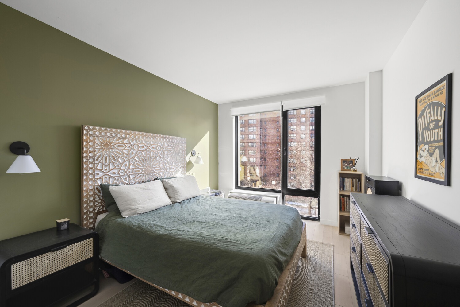 #7 photo, 181 E 101ST Street, 맨해튼 East Harlem , NY 10029