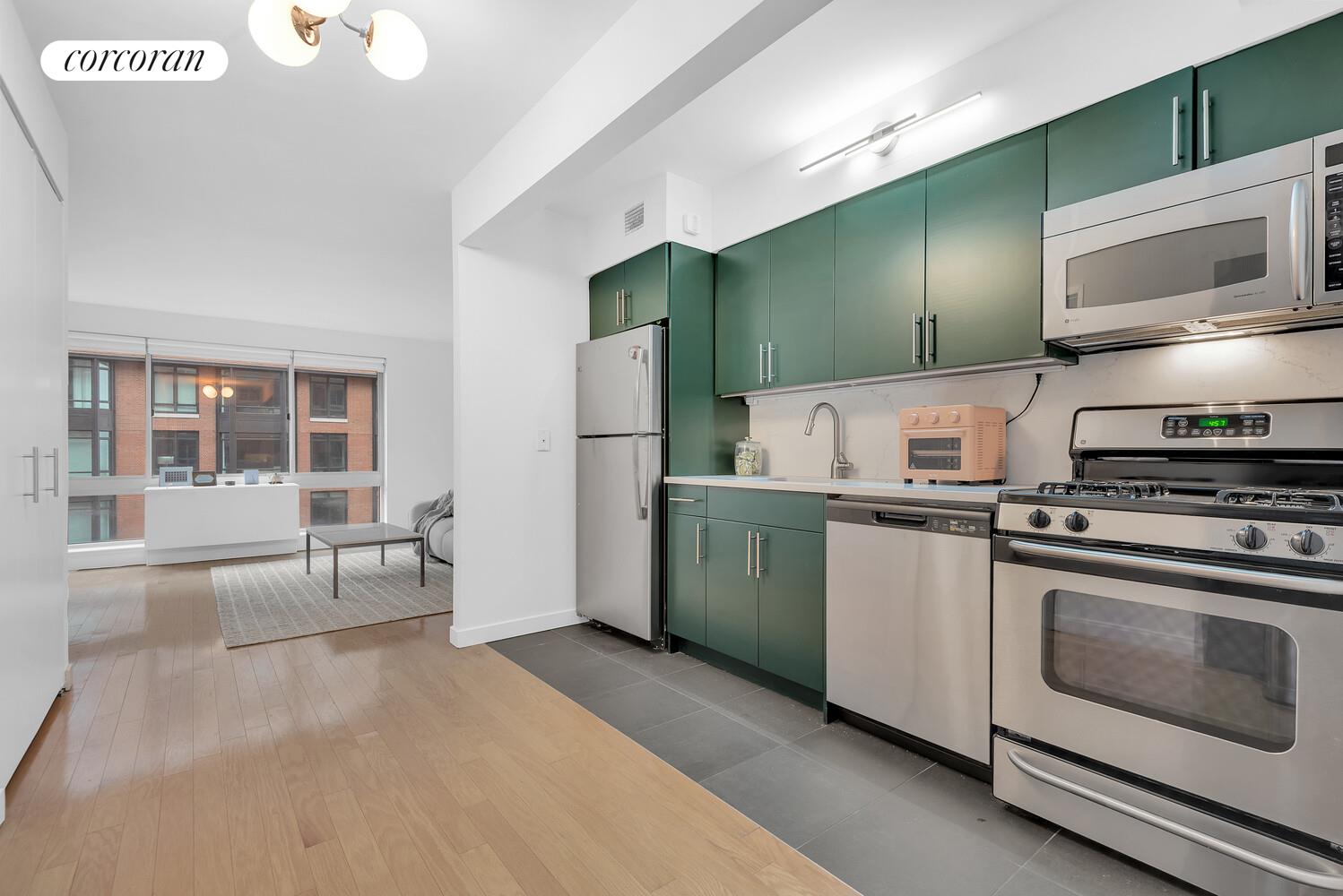 #2 photo, 555 W 23RD Street, Chelsea , NY 10011