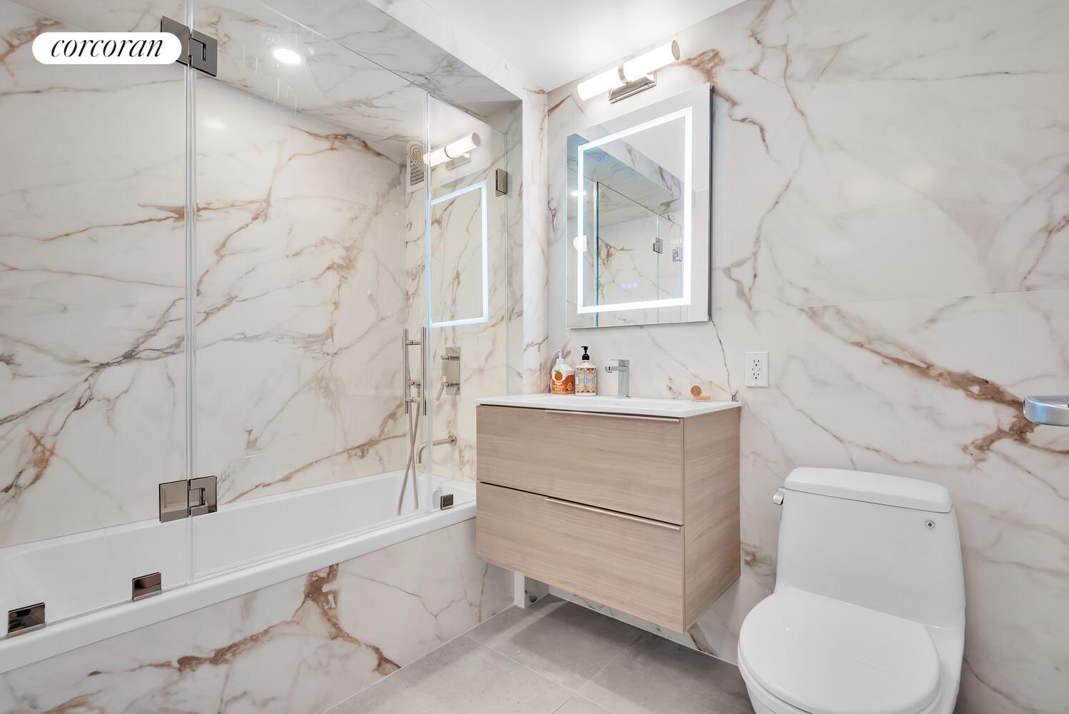 #4 photo, 555 W 23RD Street, Chelsea , NY 10011