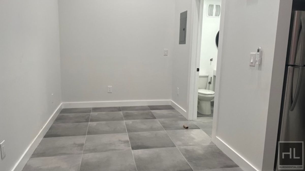 #7 photo, 237 Utica Avenue, Crown Heights , NY 11213