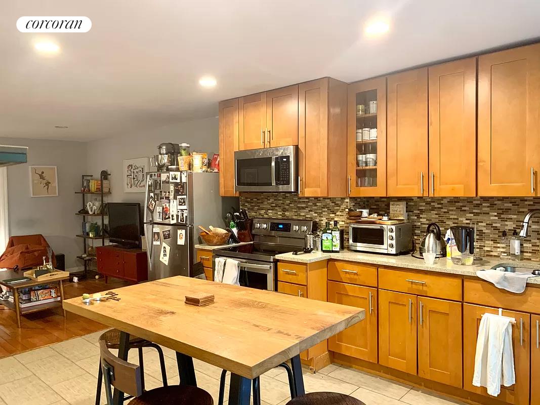 #3 photo, Brooklyn, ब्रुकलीन Bedford-Stuyvesant , NY 11221