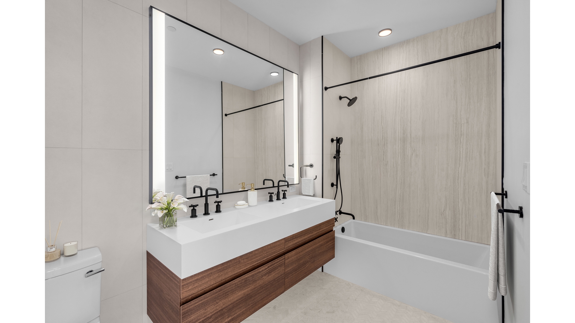 #5 photo, 111 VARICK Street, Hudson Square , NY 10013