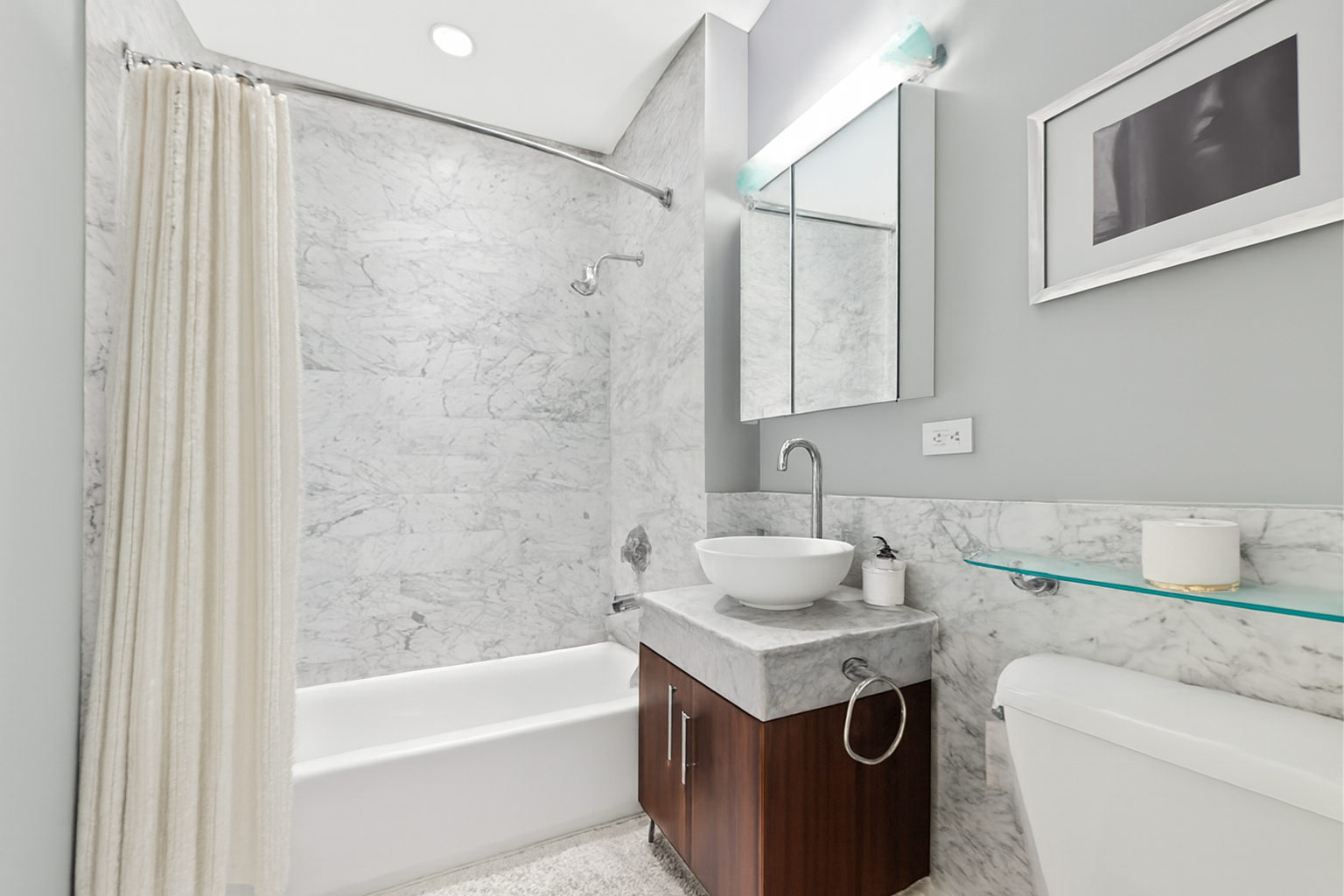 #6 photo, 1 Wall Street Court, Financial District , NY 10005