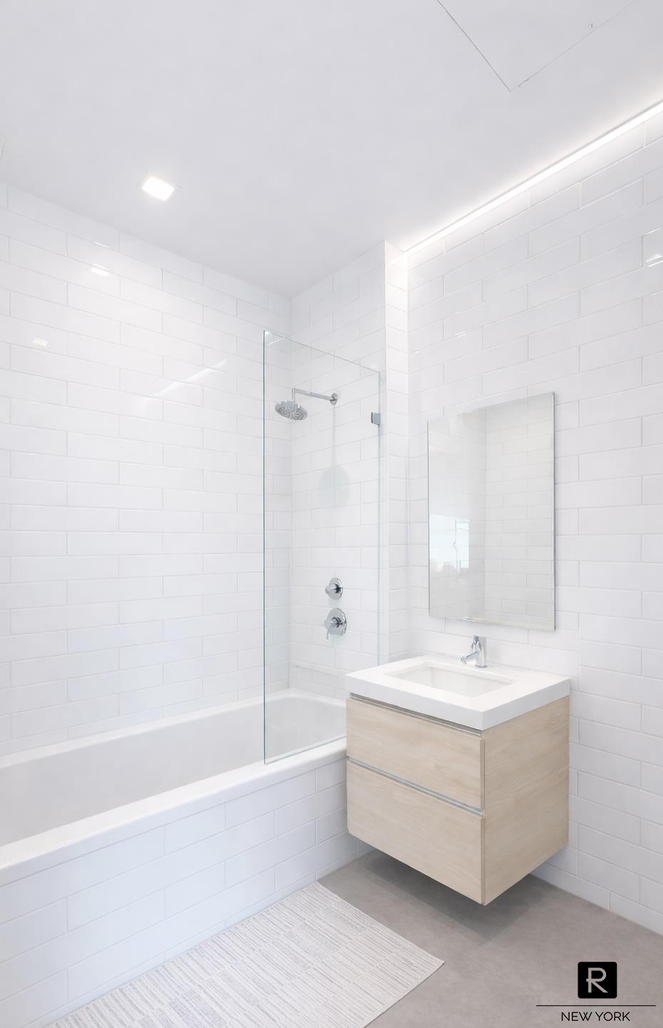 #5 photo, 850 Metropolitan Avenue, East Williamsburg , NY 11211