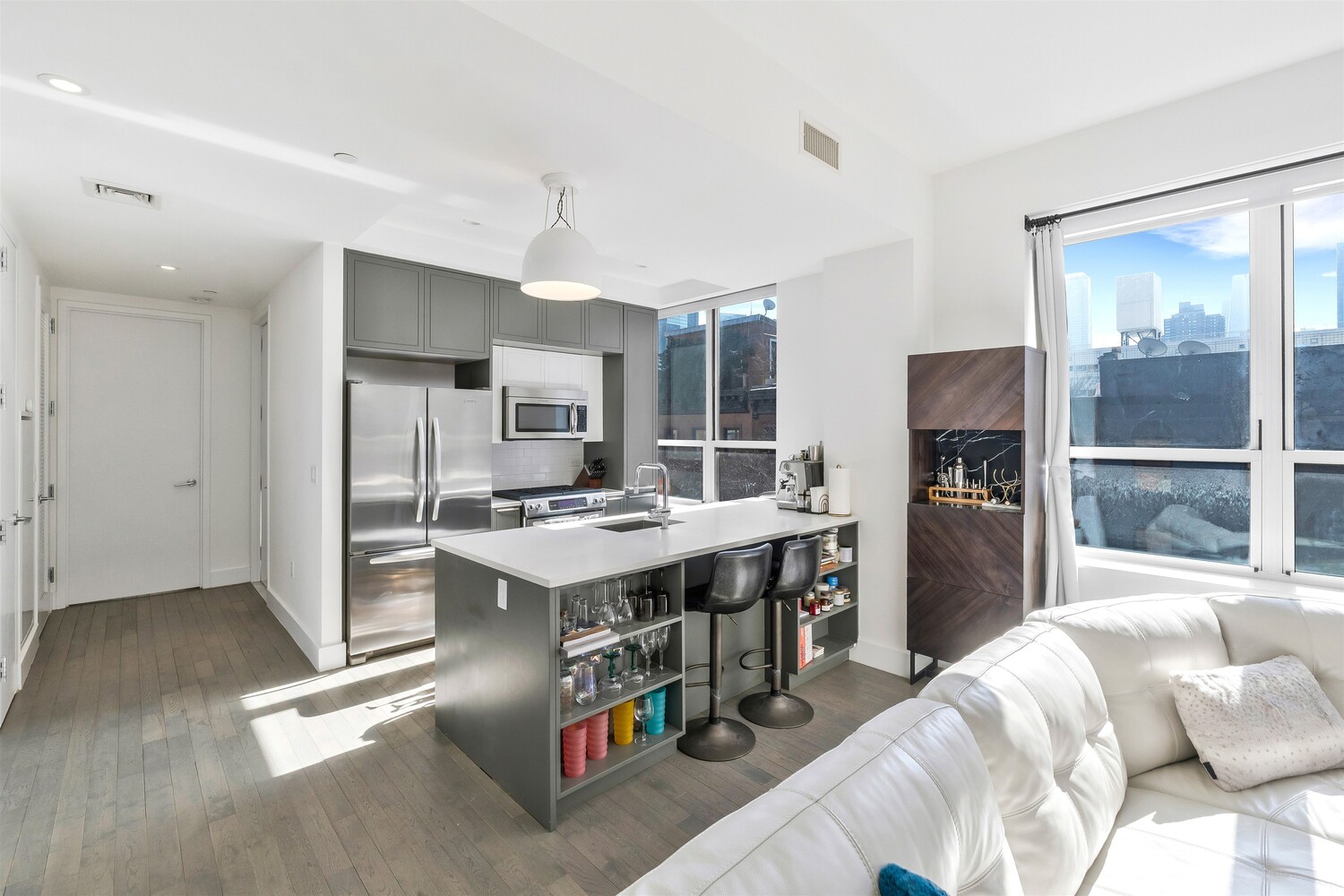 #1 photo, 416 W 52ND Street, Hell's Kitchen , NY 10019