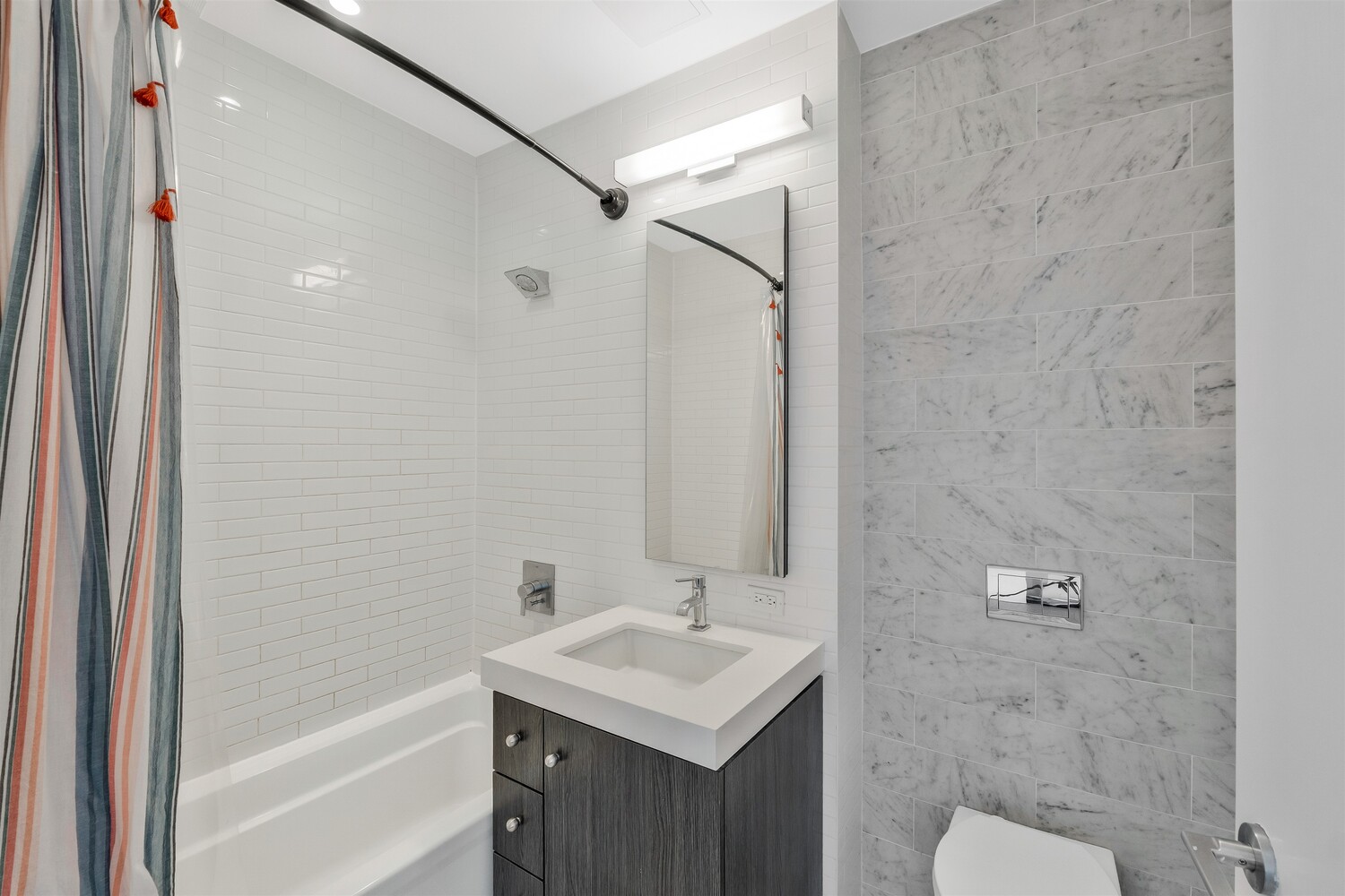 #11 photo, 416 W 52ND Street, Hell's Kitchen , NY 10019