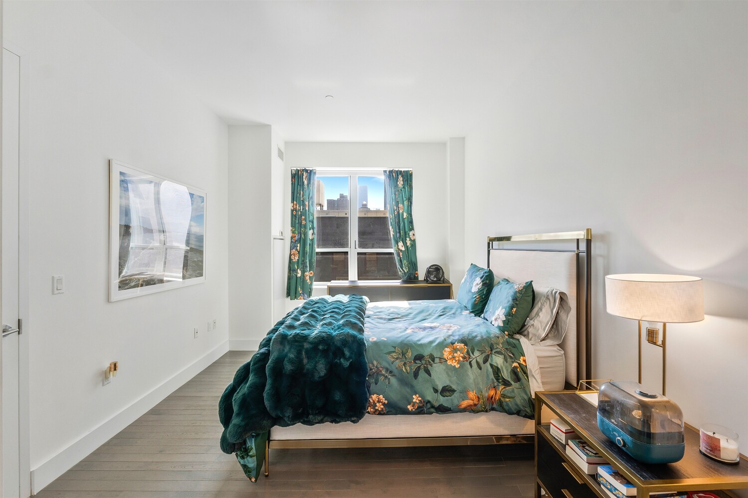 #9 photo, 416 W 52ND Street, Hell's Kitchen , NY 10019