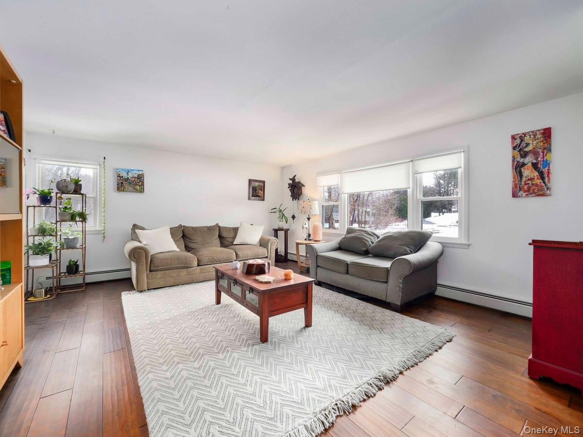 #11 photo, 14 Harrigan Road, 紐約州 Hopewell Junction , NY 12533