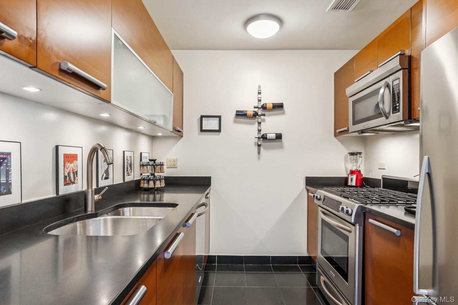 #4 photo, 1485 5th Avenue, New York (Manhattan) , NY 10035