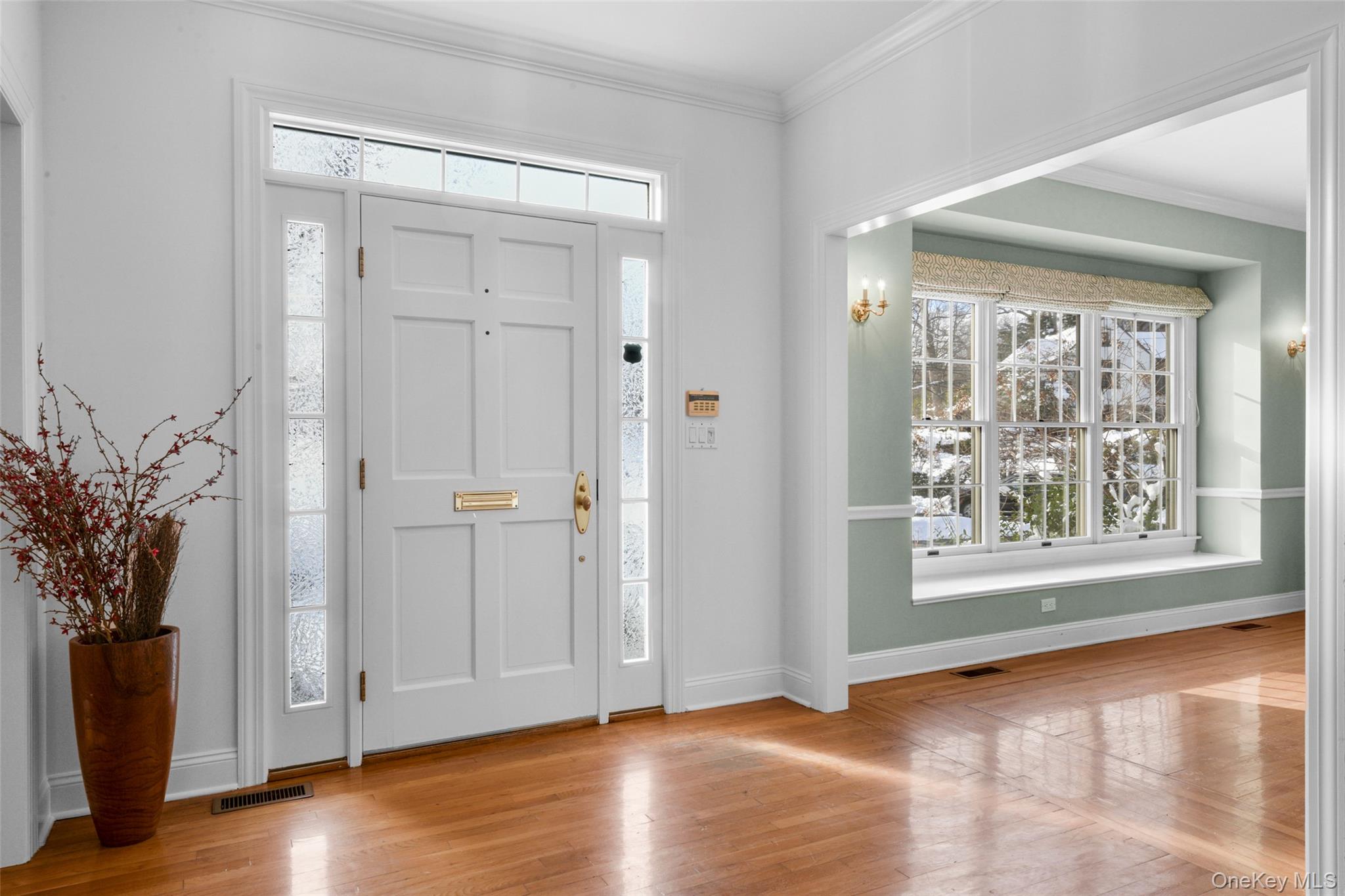 #3 photo, 35 Seton Road, Larchmont , NY 10538