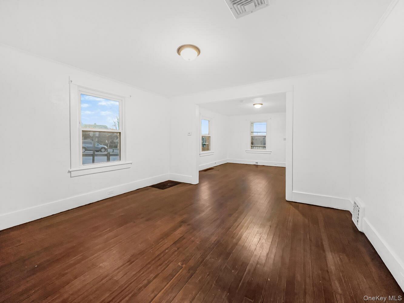 #16 photo, 80 Prospect Avenue, Middletown , NY 10940