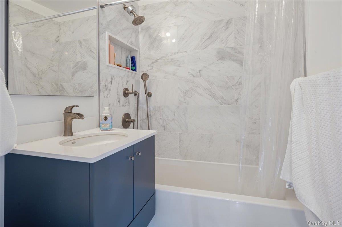 #3 photo, 900 Midland Avenue, Yonkers , NY 10704