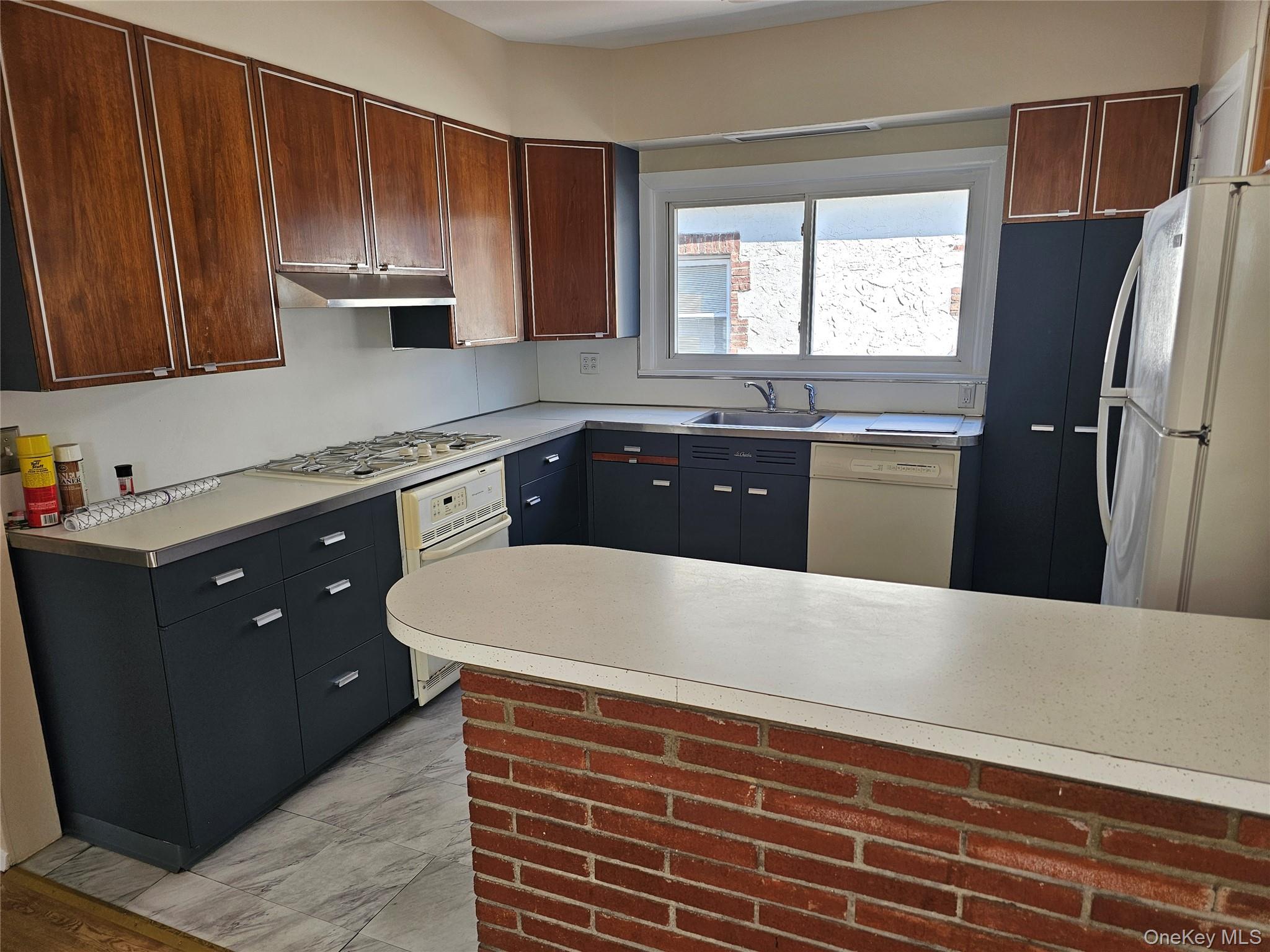 #4 photo, 65 Belmont Avenue, Yonkers , NY 10704