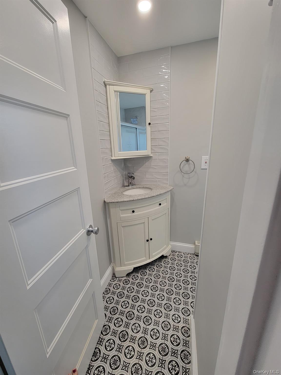 #10 photo, Sayville, सफ़ोक काउंटी Sayville , NY 11782