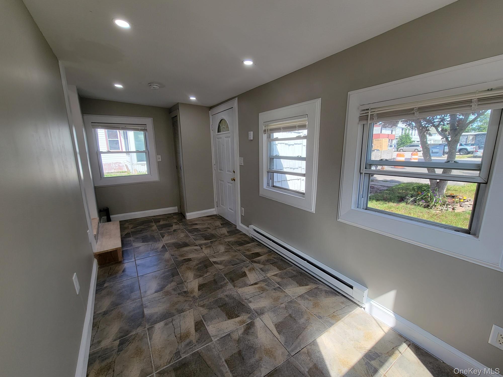 #12 photo, Sayville, सफ़ोक काउंटी Sayville , NY 11782