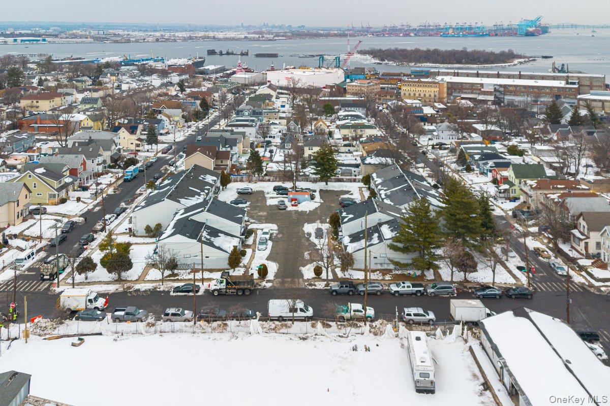 #9 photo, 15 Davidson Court, جزيرة ستاتن Staten Island , NY 10303