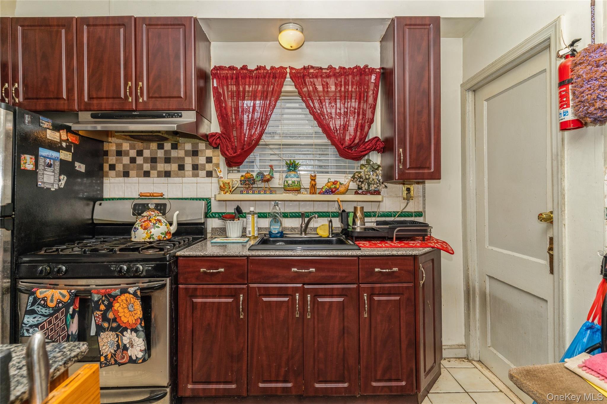 #10 photo, 182-26 143rd Avenue, Springfield Gardens , NY 11413